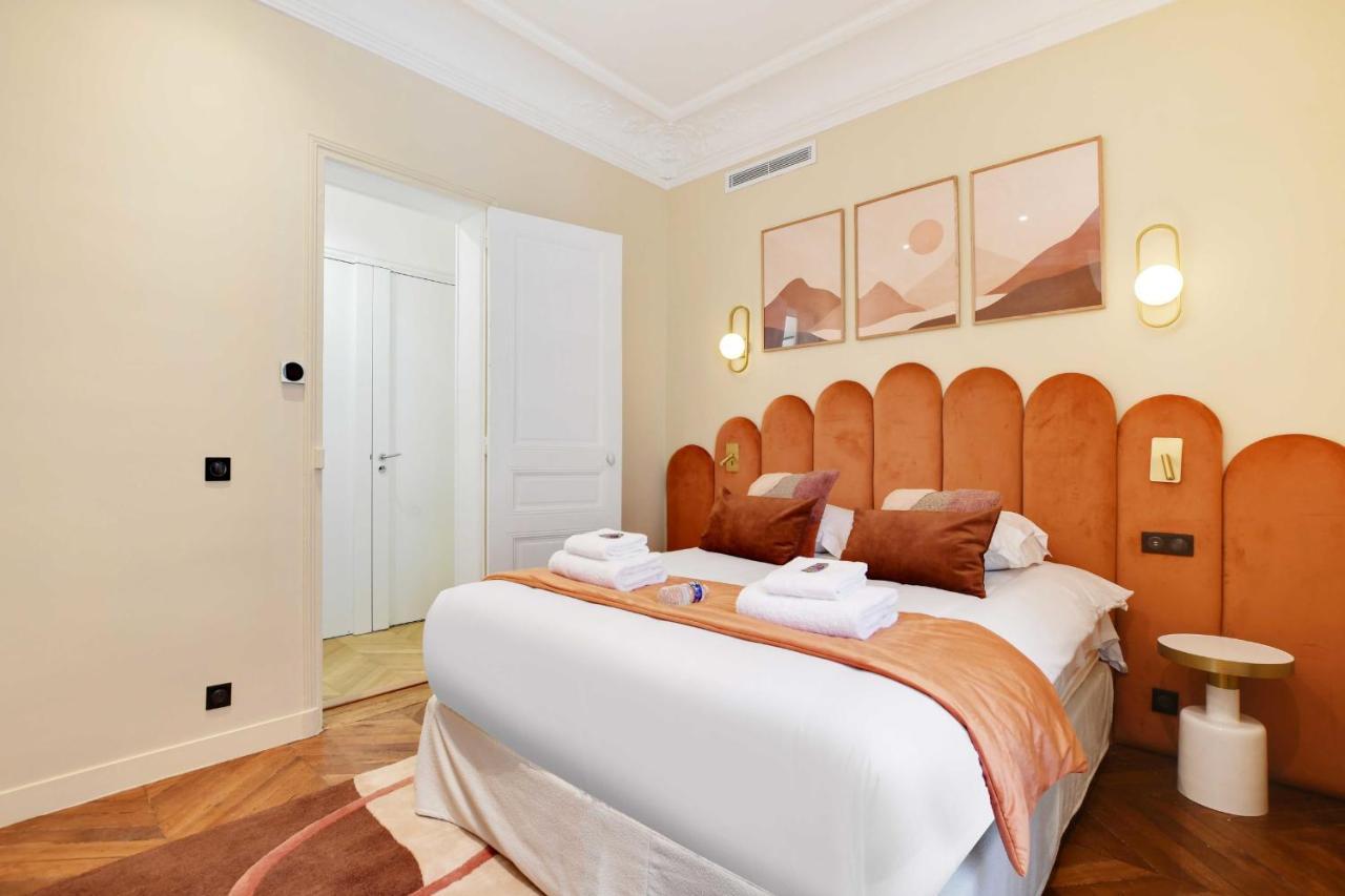 Chic Apartment - 1Br-4P - Facing The Louvre Paris Exterior photo