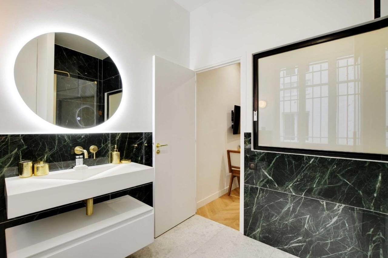 Chic Apartment - 1Br-4P - Facing The Louvre Paris Exterior photo